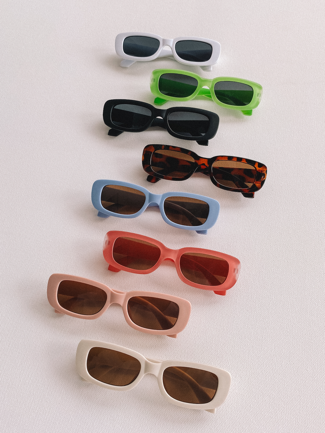 90s sunnies: Ivory